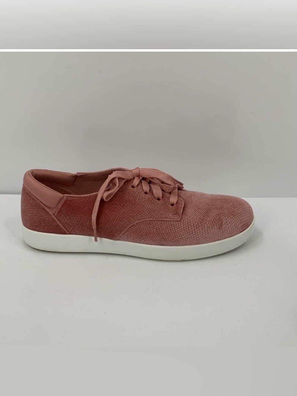 Alegria Poly Velvet snake embossed sneakers shoe blush pink comfort women 41 11